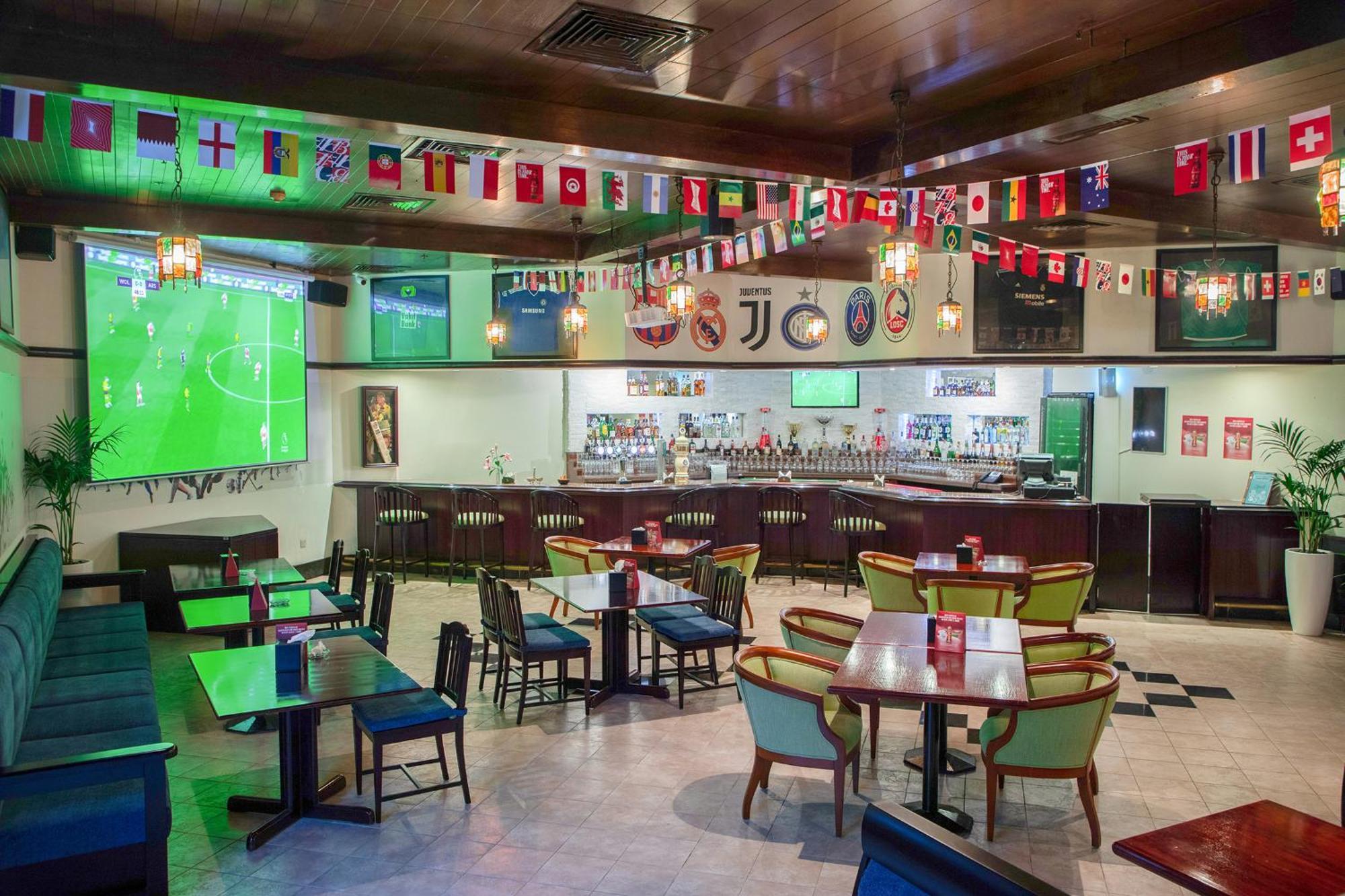 Ajman Hotel & Villas By Blazon Hotels Bagian luar foto The interior of a typical JCo