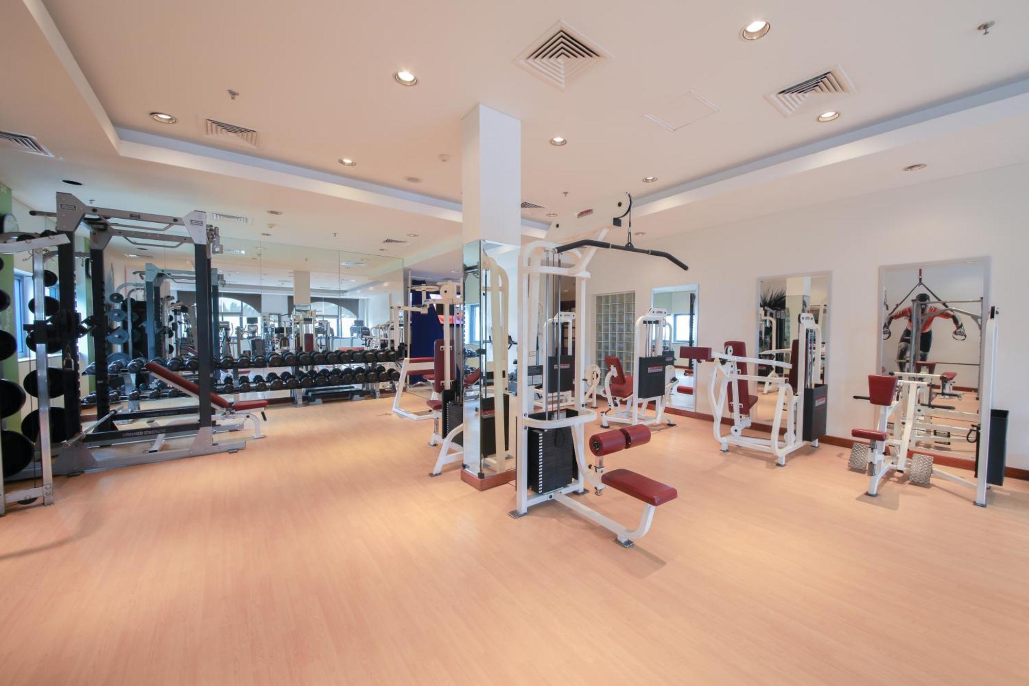 Ajman Hotel & Villas By Blazon Hotels Bagian luar foto The gym at the Grand Hyatt Hotel, Dubai