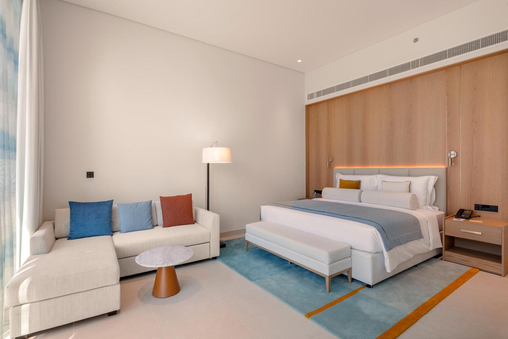 Ajman Hotel & Villas By Blazon Hotels Bagian luar foto Deluxe King