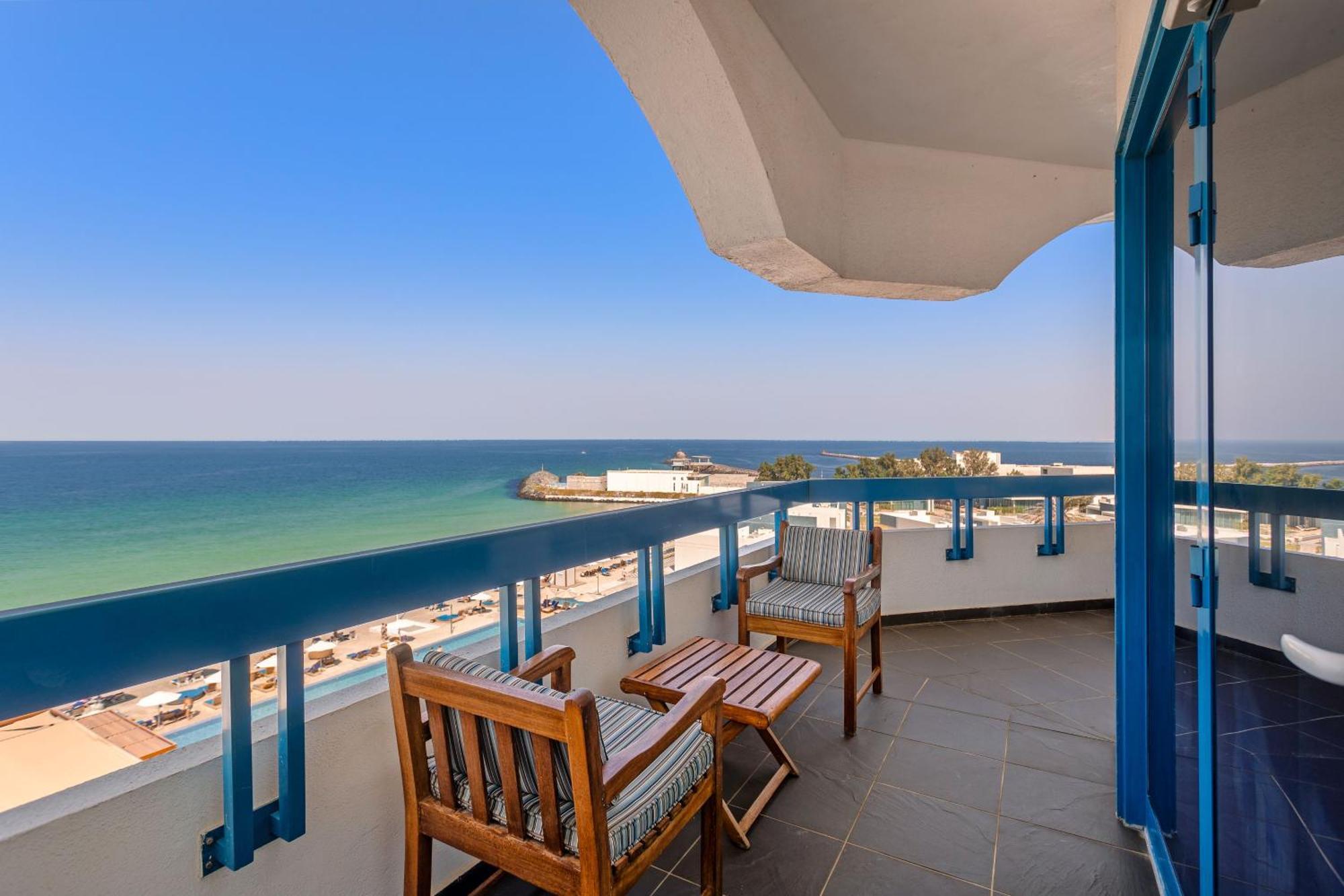Ajman Hotel & Villas By Blazon Hotels Bagian luar foto Balcony of a suite